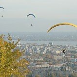 парапланы над городом - Михаил Семенов - Русский Драйв :: Городской пейзаж
